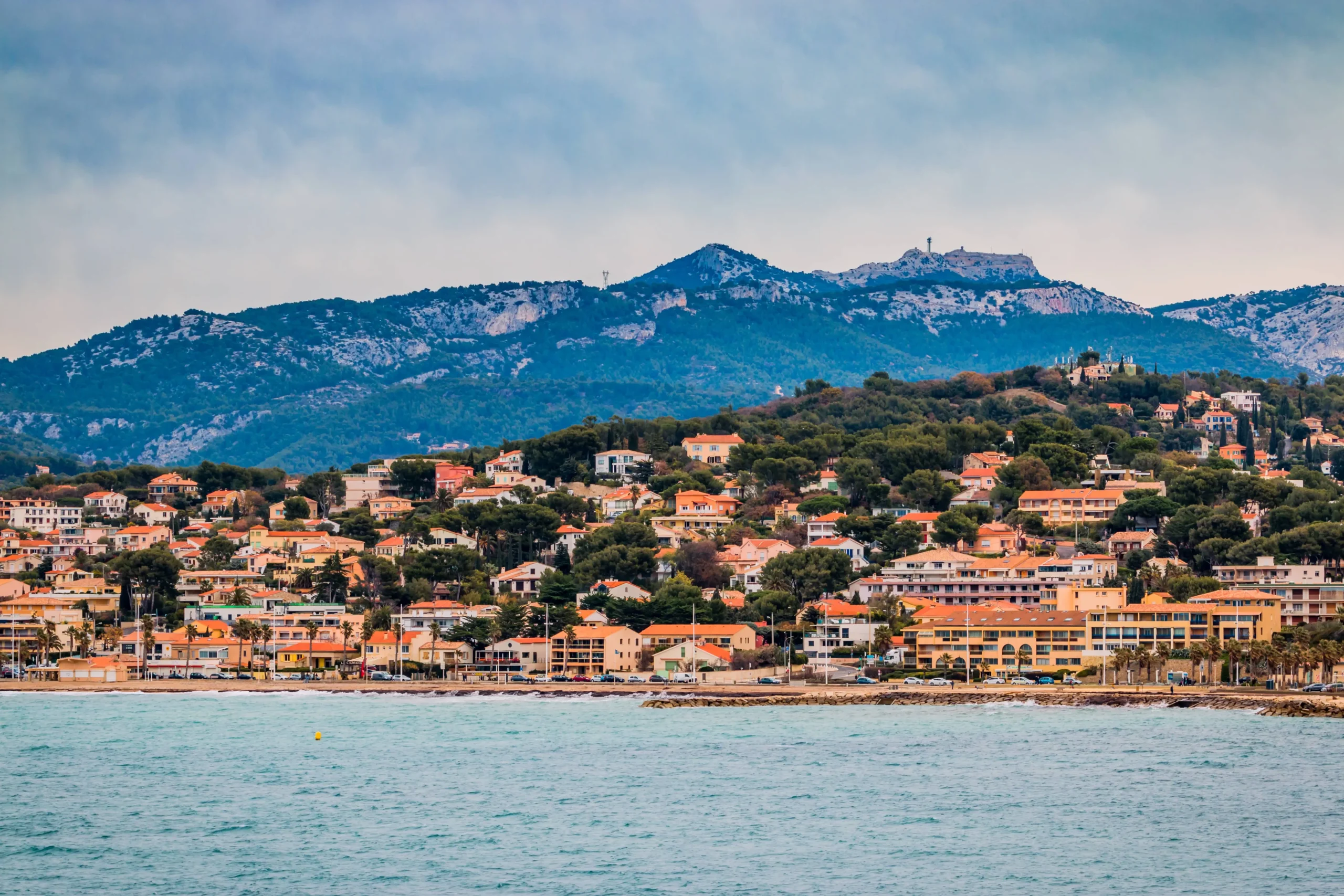 tourisme : que faire à six fours les plages