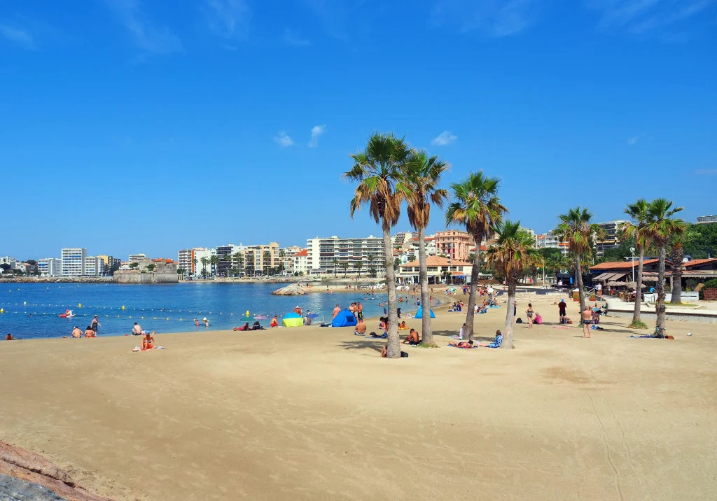 La plage du Mourillon à proximité de Toulon